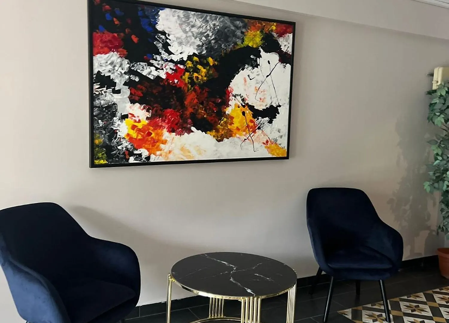 Tranzzit Airport Apartament Otopeni 0*,