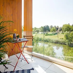 Apartament Il Lago - Azur - Cozy Luxurious Smart By The Lake, Voluntari