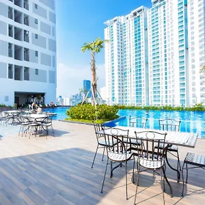 https://apt-mark-rivergate-residence.hotelsvungtau.com