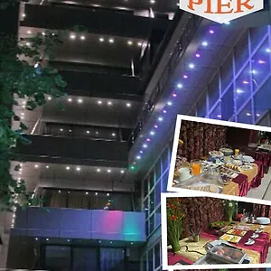 Grand Pier Boutique Luxury King And Queen Deluxe Rooms, With Free Welcome Breakfast For All Stays Up To 4 Nights Bucarest